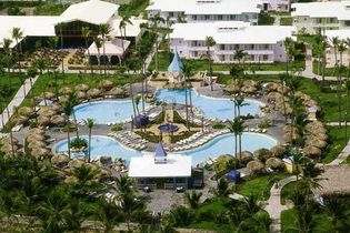 Hotel Riu Bachata Pool Garden